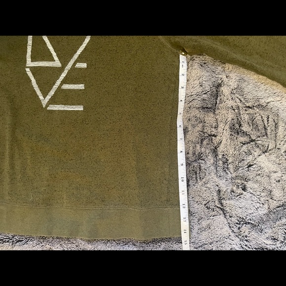 Life is Good “Love” sweatshirt size M - Picture 8 of 10